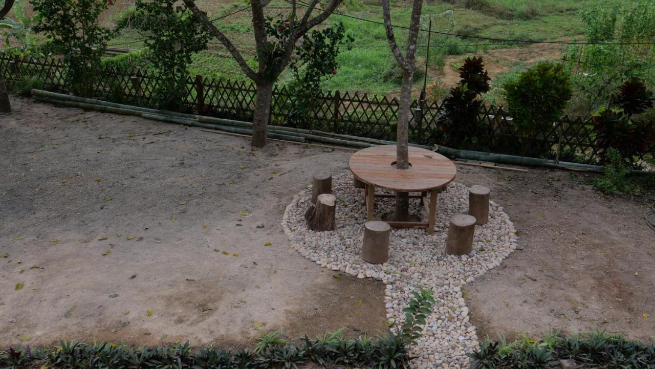 Nha Tan - Mai Chau Homestay And Tours Exterior photo