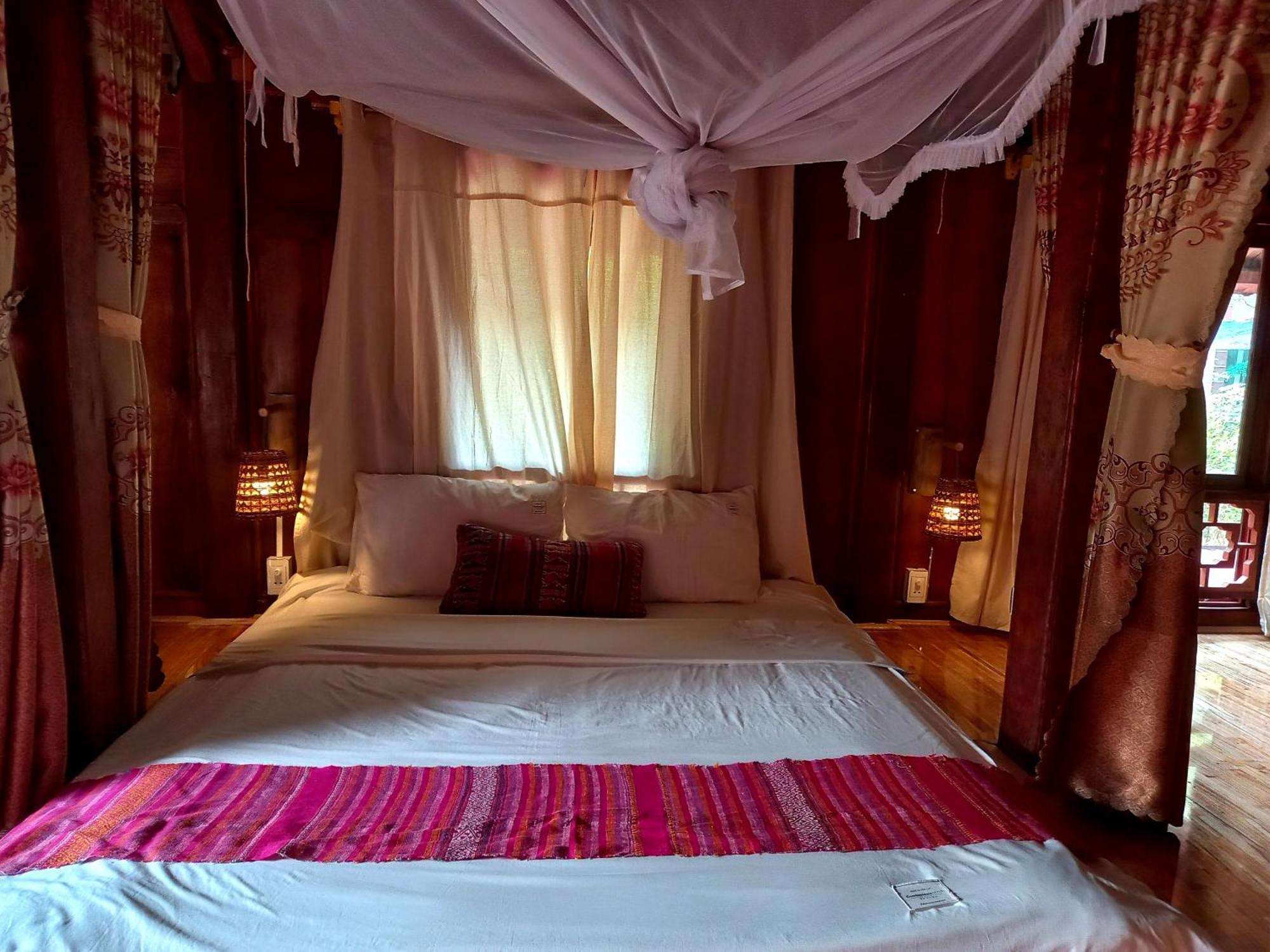Nha Tan - Mai Chau Homestay And Tours Exterior photo